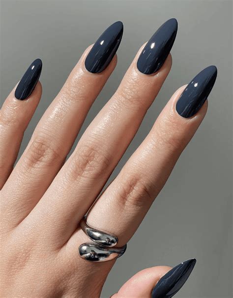 Dark Winter Nails Aesthetic