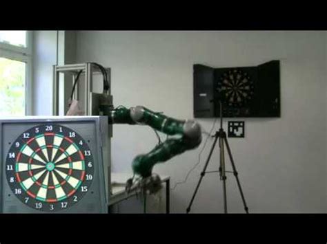 Dart Throwing Robot
