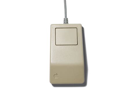 dash invented the first computer mouse in 1963