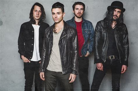 Dashboard Confessional Members