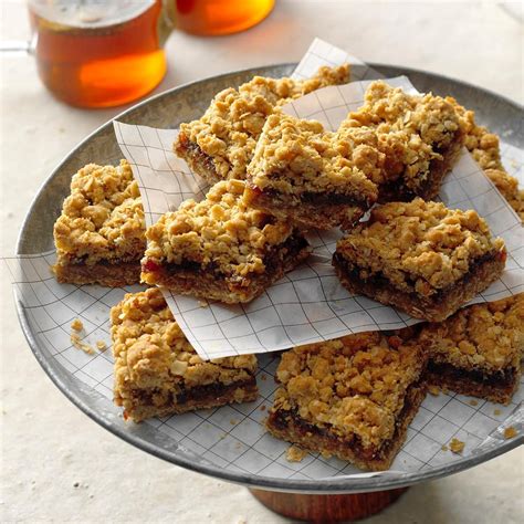 Date Bars With Oatmeal