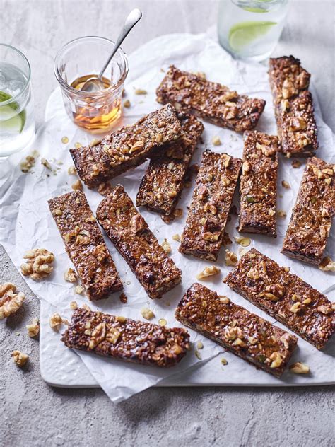 Date Nut Protein Bars