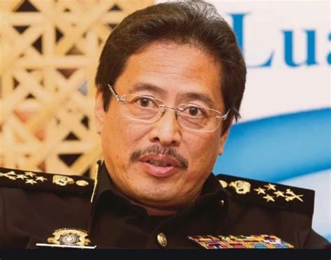 datuk seri azam baki