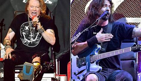Watch Dave Grohl Join Guns N’ Roses on Stage at Glastonbury