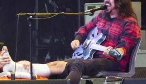 Dave Grohl fell off the stage last night, broke his leg, kept performing