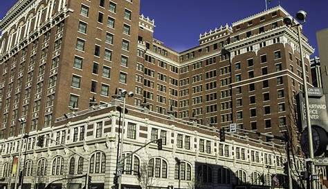 The Davenport Hotel And Tower In Spokane Davenport Hotel Washington Hotel Historic Hotels