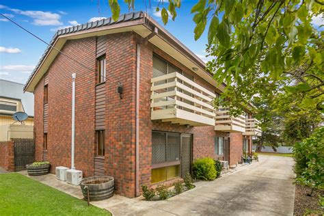 David Avenue Mitchell Park