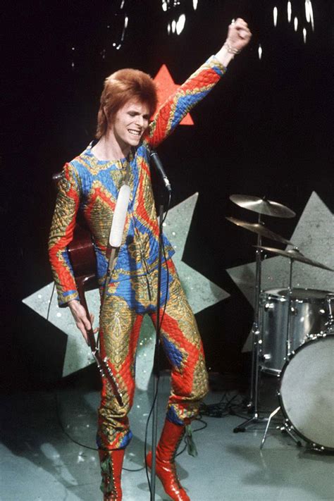 david bowie dress up