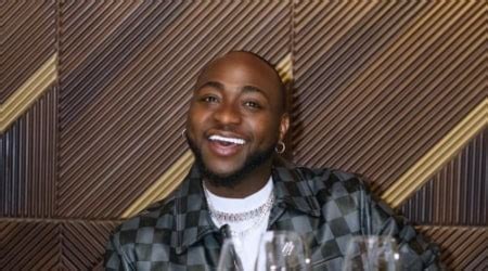 davido height and weight
