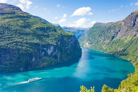 day trips from oslo to fjords