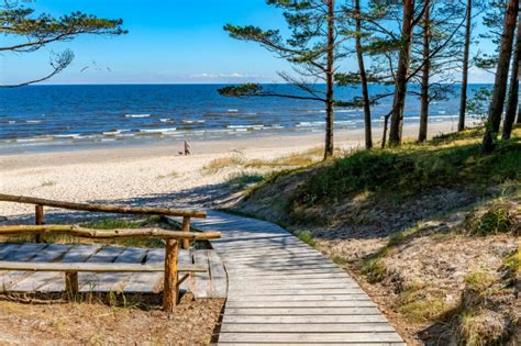 day trips from riga