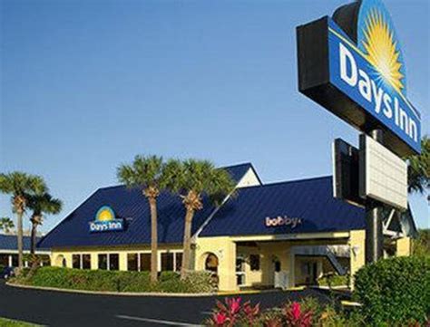 days inn wyndham cocoa beach port canaveral