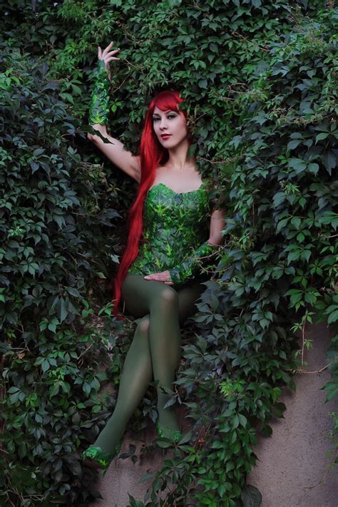 dc comics poison ivy costume