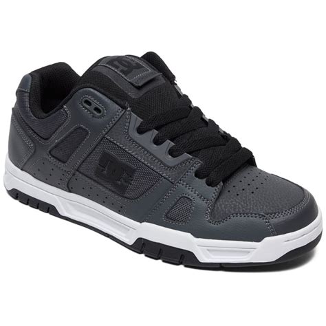 dc shoes skate shoes