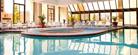 dca airport hotels with pool