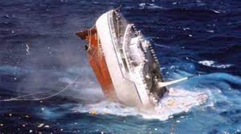 deadliest ship disaster in history