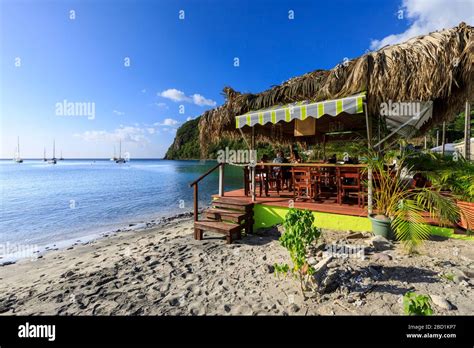 death in paradise catherine's bar