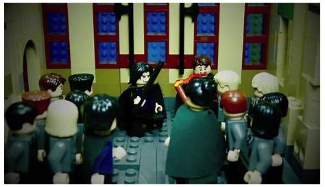 Harry Potter and the Deathly Hallows Part 2 Trailer in LEGO - YouTube