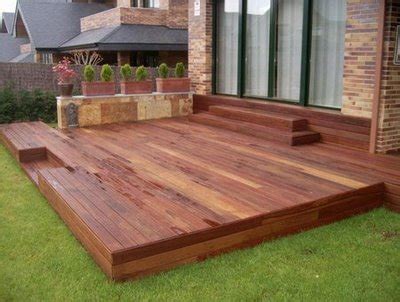 Deck En El Jardin