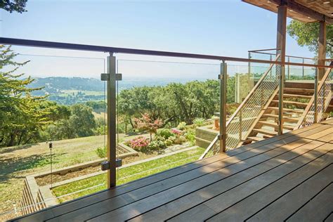 Deck Railing Glass Panels