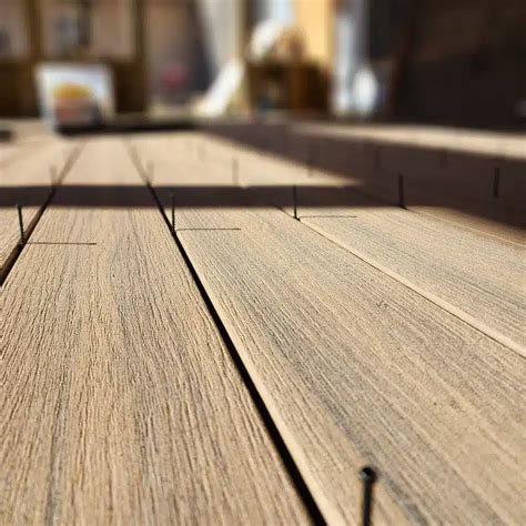 Deck repair emergency services