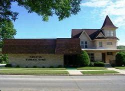 decorah iowa funeral homes