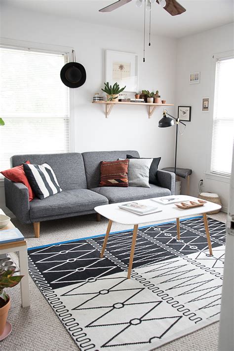 20 Best Small Apartment Living Room Decor and Design Ideas for 2022