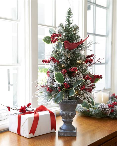 35 Beautiful Table Top Christmas Tree Decorations Mini christmas tree