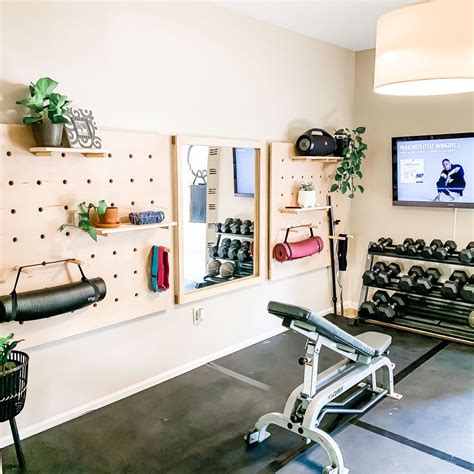 Decorating Home Gym