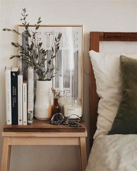 Decorating Ideas For A Nightstand
