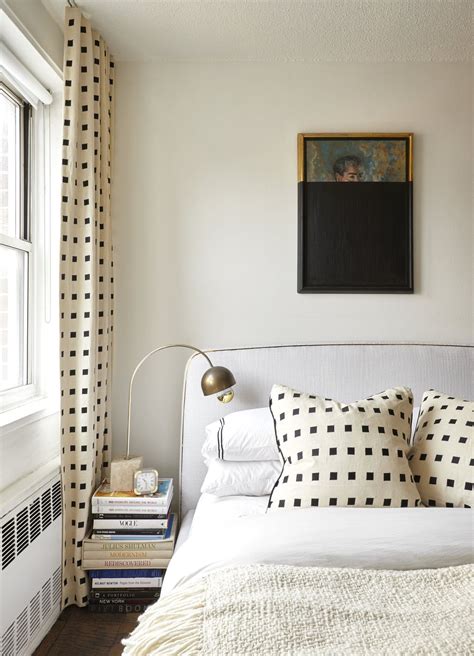 30+ Charming Bedroom Ideas For Your Tiny Apartment That