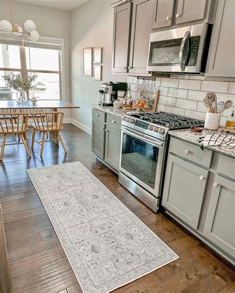 Decorating Ideas For Kitchen Rugs