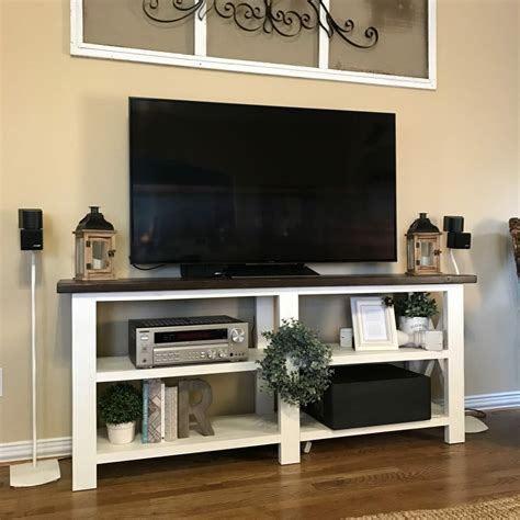 Decorating Ideas For Table Under Tv