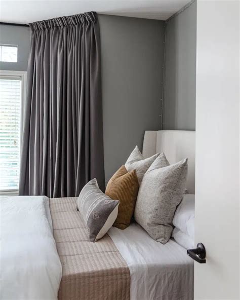 Decorating Odd Shaped Bedrooms