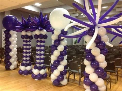 Decorating Pillars With Balloons