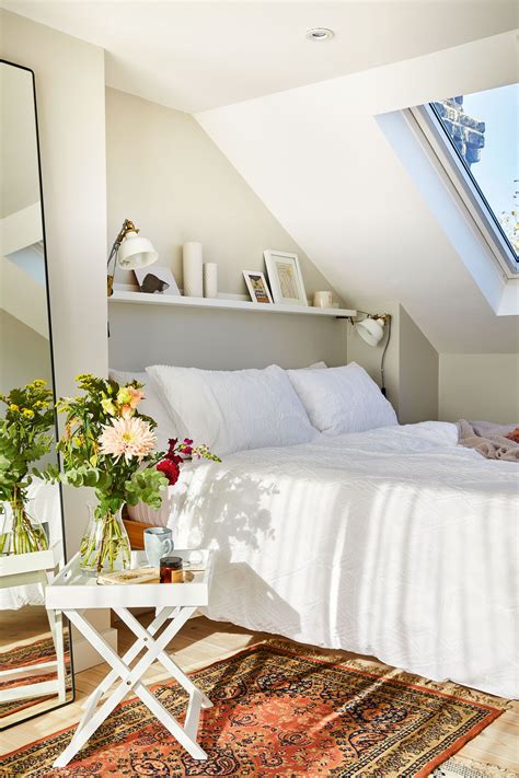 31 Small Space Ideas to Maximize Your Tiny Bedroom