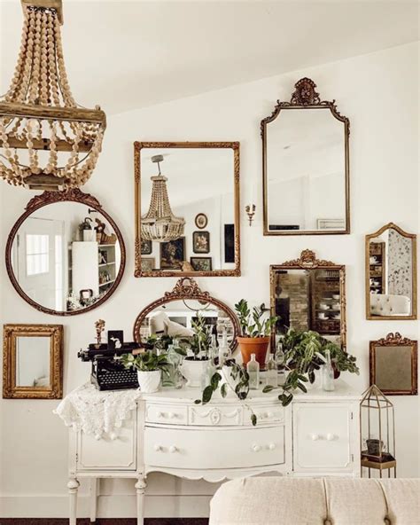 Decorating Wall With Mirrors