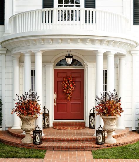 Cool Front Door Invites Every Eye with Excellent Impression HomesFeed