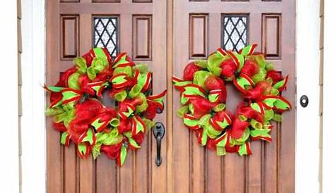 Décoration Noël pour la porte d'entrée en 20 idées faciles