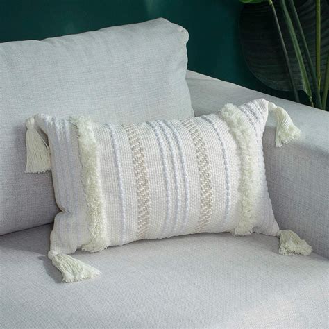 List Of Decorative Couch Pillows Canada For Small Space
