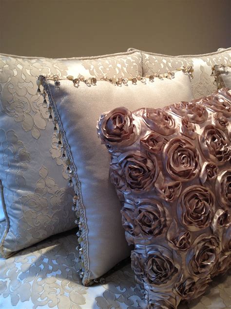 Decorative Pillows For Master Bedroom