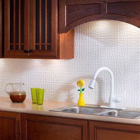 Alston Collection Modern kitchen tiles, Decorative tile backsplash, Kitchen backsplash