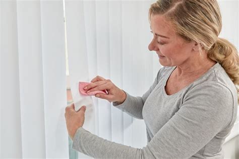 Deep Cleaning Vertical Blinds