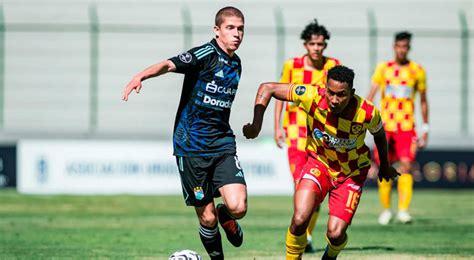 defensor sporting cuando juega