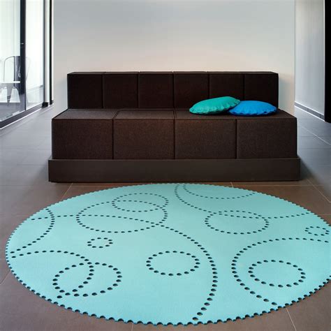 Teppich rund 40 Innendesigns mit rundem Teppich, die sehenswert sind