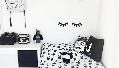 Dekorasi Kamar Aesthetic Hitam Putih