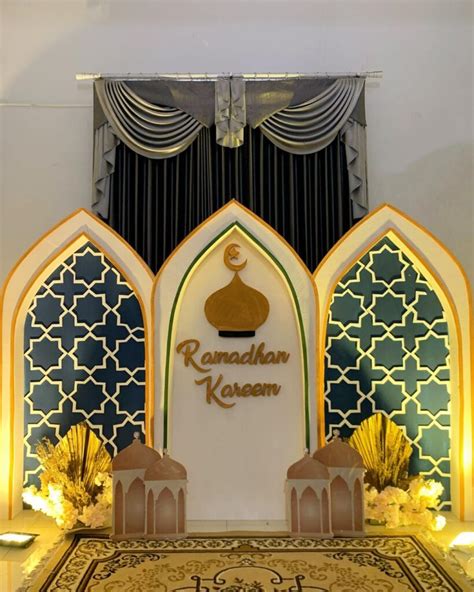 Beautiful Ramadan decoration to the blessed month. Love the Ramadan banner from With A