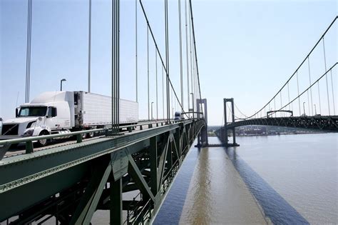 delaware memorial bridge jumper 2023