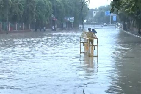 delhi flood latest update