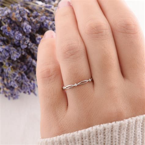 9+ Delicate Wedding Bands